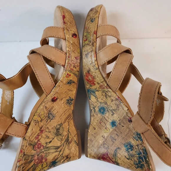 BOC Born Concept Leather Floral Cork Wedge Slingback Sandals in Size 8 - Picture 7 of 11